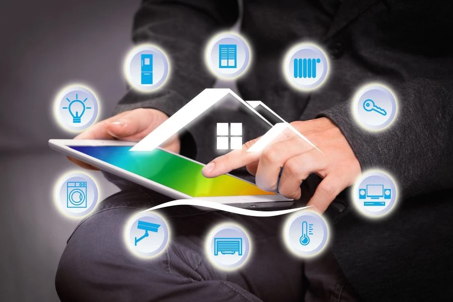How Tech Is Transforming The Real Estate Industry